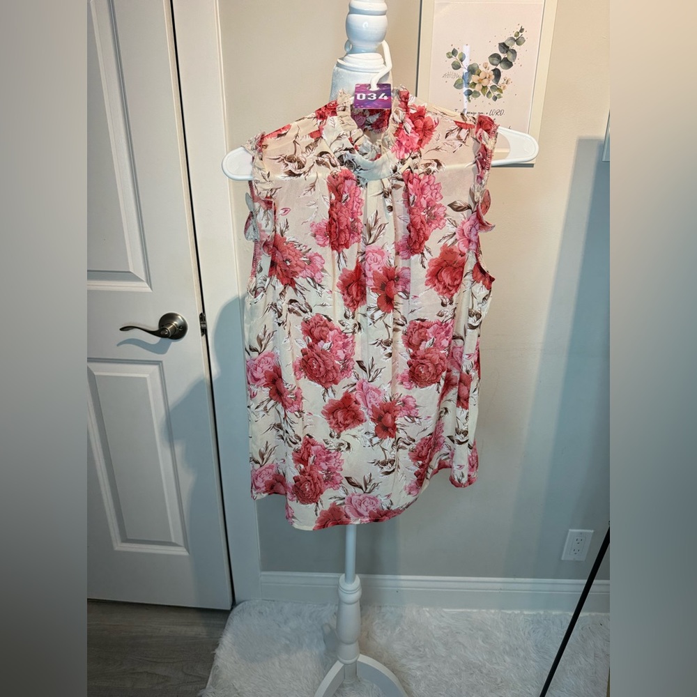 #034 floral blouse size s